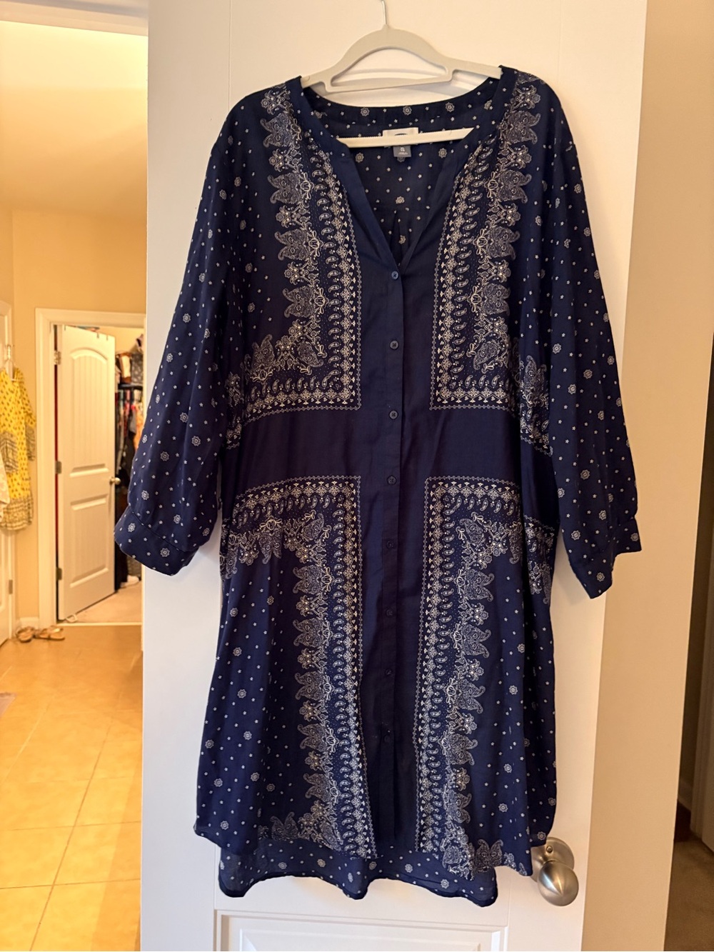 Old Navy Navy and White Long-Sleeve Button-Front Dress - Picture 4 of 4